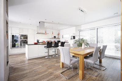 Bauherrengeschichte: Frei geplantes Architektenhaus in moderner Bauweise