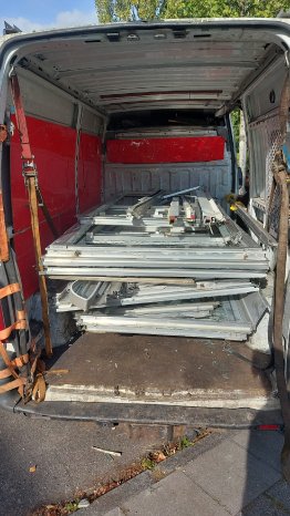 Schrotthändler Velbert entsorgen auch Altautos.jpg