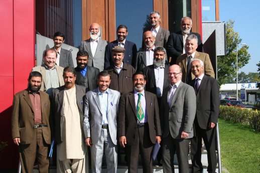 pri10103 Afghanische Lehrer-Delegation zu Gast in der Metropolregion.jpg