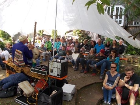 Jobarteh Kunda, der Märchnerzähler.JPG