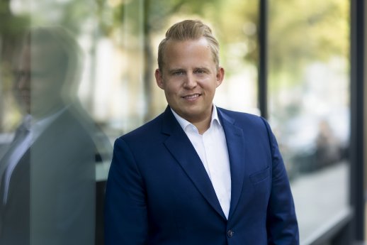 Dr. Philipp Hoog Juni 2025.jpg