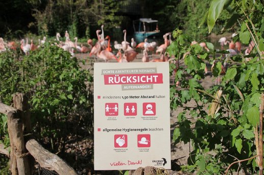 Hinweis-Schild im Erlebnis-Zoo Hannover.jpg