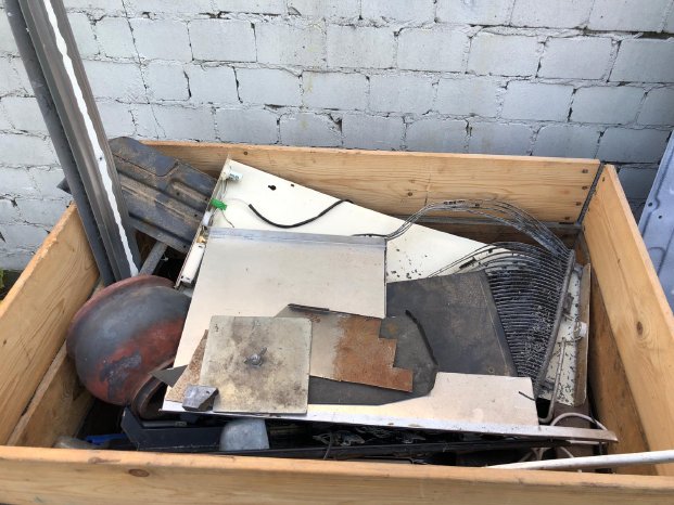 Schrotthändler Bocholt stellen geeignete Container für ihren Schrott und Buntmetall.jpg