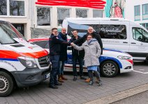 v.l.n.r - Matthias Ungermann (Stv. Leiter Einsatzdienste Erzdiözese Freiburg/ Malteser Hilfsdienst), Hansjörg Mair (Geschäftsführer/STG), Yannick Kehrer (Projektleiter Wünschewagen/ASB), Sandra Diemand und Mario Steffens (beide Geschäftsführer Wünschebus Südbaden)