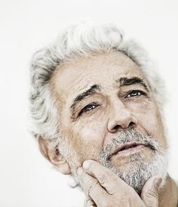 Von Star-Tenor Placido Domingo…