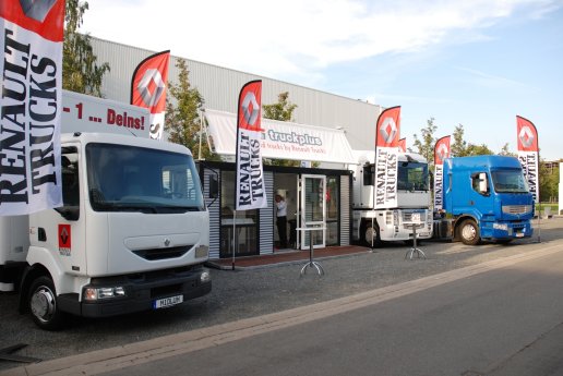 Renault_Trucks_Truckplus_1.jpg