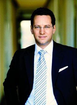 Dr. Sebastian Grabmaier,Vorstandsvorsitzender der Jung, DMS & Cie. AG.jpg