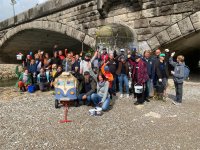 Gruppenfoto des Ramadama am Startpunkt unterhalb der Wittelsbacher Brücke
