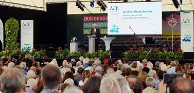 Ministerpräsident Winfried Kretschmann auf dem 10. ökumenischen Schöpfungstag in Heilbronn