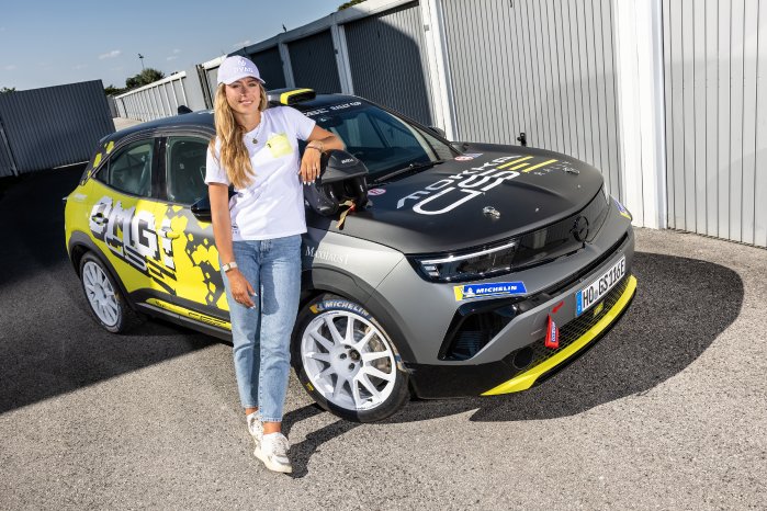 formel-e-trifft-elektro-rallye-sophia-floersch-startet-im-adac-opel-gse-rally-cup (1).JPG