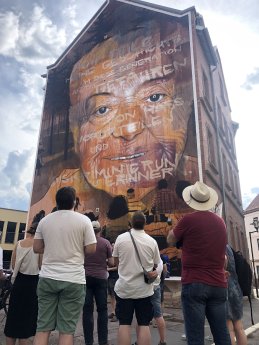 Grafitti Magda Brwon Holocaustüberlebende_ Schmalkalden.JPG