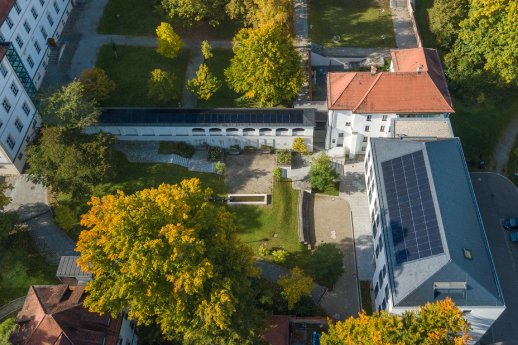 Kloster Irsee - PV-Anlagen Küferei und Laubengang_Foto_Martin_Zurek_2.jpg