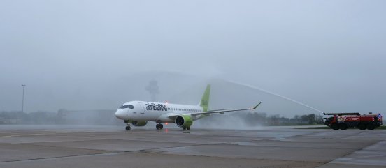 Erstflug_airBaltic_Bild1.JPG