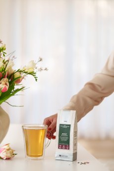 Tee-statt-Blumen_Koestlichen-Teegenuss-schenken.jpg