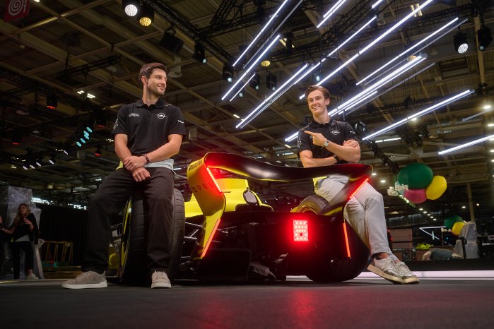 interview-with-opel-formula-e-duo-mitch-evans-and-theo-pourchaire (2).jpg