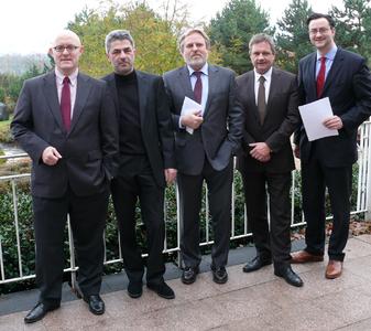 Dr. Andreas Siefke (Vorstandsmitglied FCP), Wilfried Lülsdorf (Stellvertretender Vorsitzender FCP), Manfred Hasenbeck (Vorsitzender FCP), Jürgen Wagishauser (Vorsitzender f:mp.), Dr. Nikolai A. Behr (Vorsitzender CTVA)