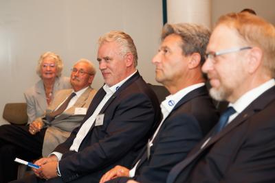 BU: Von der Kür zur Pflicht: Dortmund erhält weiteres Leuchtturmprojekt am viel umworbenen Gesundheitsstandort. (Im Bild: Klaus-Jürgen Lotz (Vorsitzender des Bundesinnungsverband für Orthopädie-Technik), Olaf Kelz (Vorsitzender BUFA e.V.), Stefan Bieringer (Direktor BUFA)