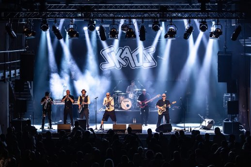 Skaos-On-Stage.JPG