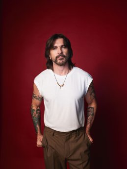 JUANES- credit Mario Alzate.jpg
