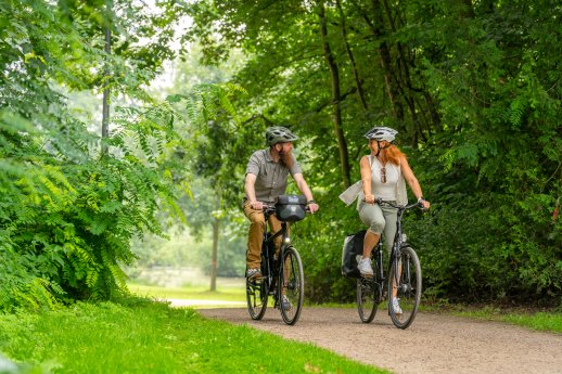 Radfahren in der Natur.jpg