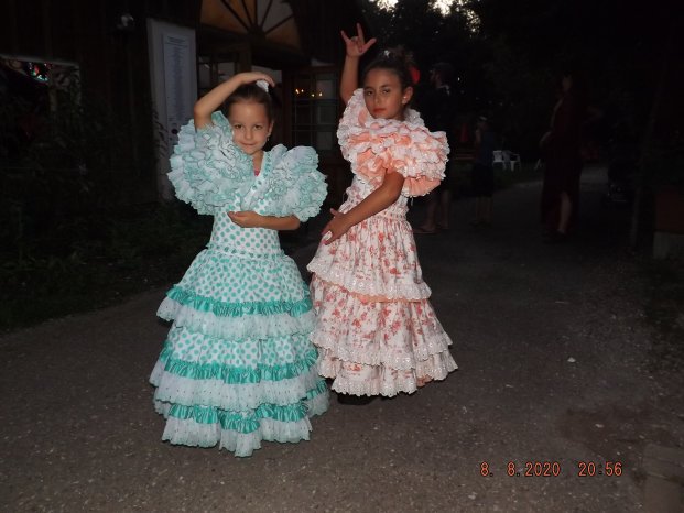 Flamenco-Kids Birkenried.JPG