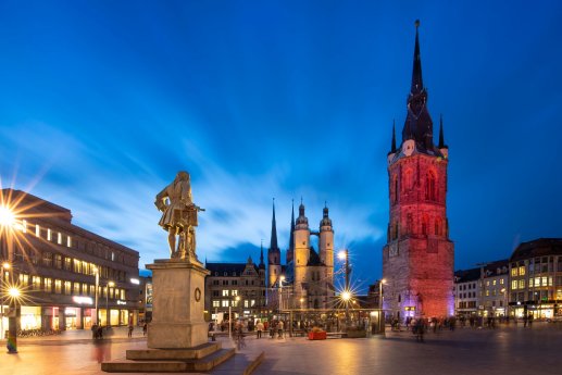 Hallescher Marktplatz_Sonnenuntergang2_kl(c) Thomas Ziegler_Stadt Halle (Saale).jpg