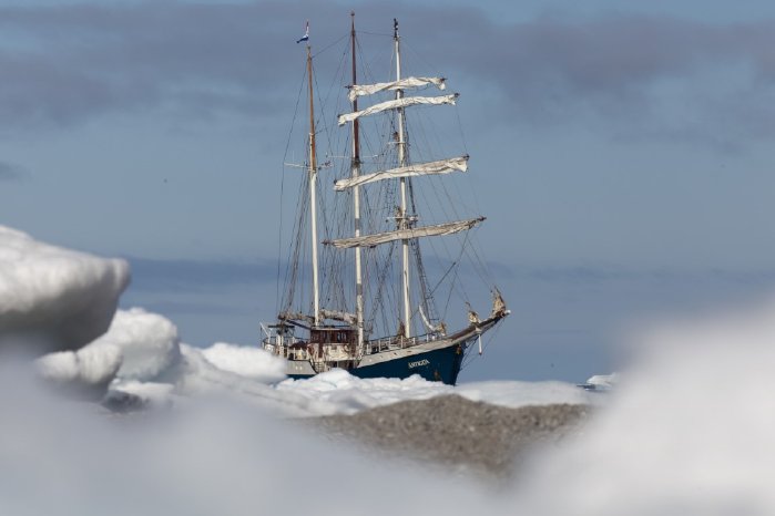 Antigua im Eis (c) Tallship Company.jpg