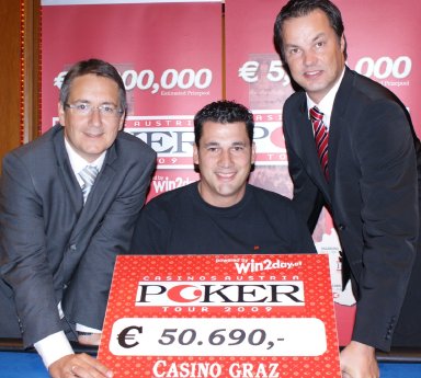 Casino Graz Direktor Andreas Sauseng Winner Dragan Galic Poker Manager Casinos Austria Edga.JPG