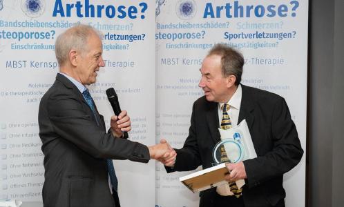 MedTec-Geschäftsführer Axel Muntermann mit Univ.-Doz. Dr. Kullich