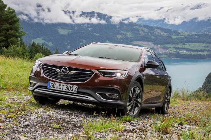 Opel-Insignia-Country-Tourer-500774.jpg