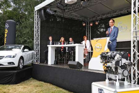 50 Jahre Werk Kaiserslautern Opel Feiert Mit Einem Der Offenen Tur Opel Automobile Gmbh Pressemitteilung Lifepr