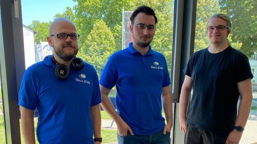 v. li.: Kristian Keil (Vizepräsident), Tobias Hack (Präsident) und Xaver-M. Russ (Vizepräsident) sind das neue Führungsteam des Studierendenparlaments. Foto / Jan Herden