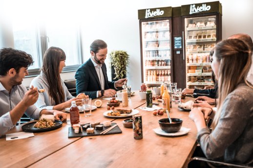 -Livello group lunch.jpg