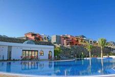 Der Pool des Hotels Foto: Wikinger Reisen