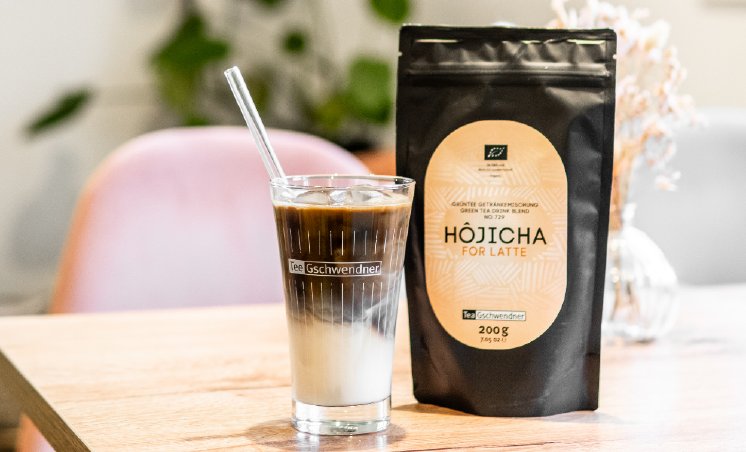 TeeGschwendner_Hojicha-Latte-01.jpg