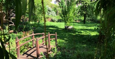 Garten der Beschäftigungstagesstätte in der Hertzbergstraße, Foto: BTS Neukölln / UNIONHILFSWERK