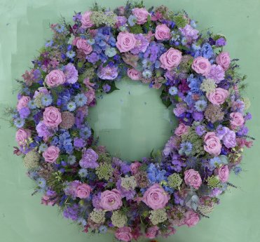 1 Abschlussprüfung_Floral Stylist_2023_c_Karin Pressel.JPG