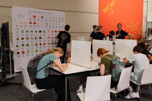 PM_2026_06_22_Hochschule_Osnabruck-bei_IdeenExpo_02.jpg