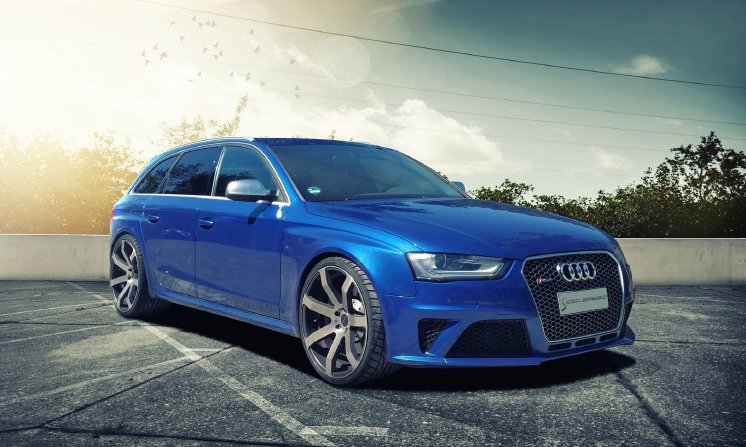 Audi RS4 Blau.jpg