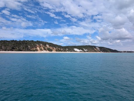 1_fraser_island_kgari_coloured_sands.jpg