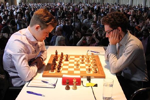 GCC 2018 03 31-Carlsen-Caruana.JPG