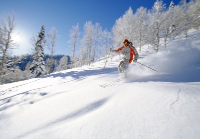 Skifahrer in Deer Valley genießt den Pulverschnee (c) Deer Valley Resort.jpg