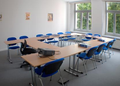 Die ebam Akademie