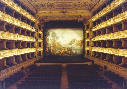 Teatro Regio in Parma.jpg