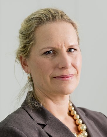 Martina-Bandte-Praesidentin-Gesamtmasche.jpg