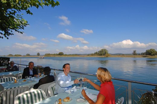 Im Gottlieber Romantikhotel Krone speisen Gäste mit Blick auf den Seerhein. Knapp dreissig .jpg