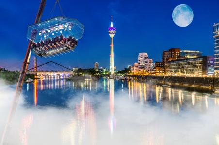 Dinner in the Sky
