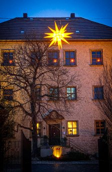 20201206-Stern_mit_Schloss.jpg