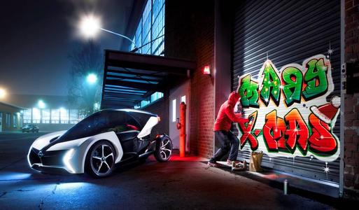 Emissionsfrei war der Weihnachtsmann schon immer unterwegs. Doch seinen Rentierschlitten lässt er dieses Jahr in der Remise. Aus Rüsselsheim kommt eine zukunftsfähige Alternative: der elektrische Opel RAK e. Mit dem futuristischen Tandem-Zweisitzer ist auch die "Stille Nacht" zum Fest und die lautlos-diskrete Geschenke-Lieferung gewährleistet. Das schönste Präsent macht Santa Claus 2.0 aber dem Klima: Kein Gramm schädliches CO2 verpestet im Advent die klare Winterluft