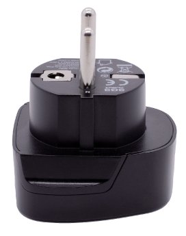 ZX-3075_6_revolt_Reiseadapter_zum_Anschluss_auslaendischer_Geraete.jpg